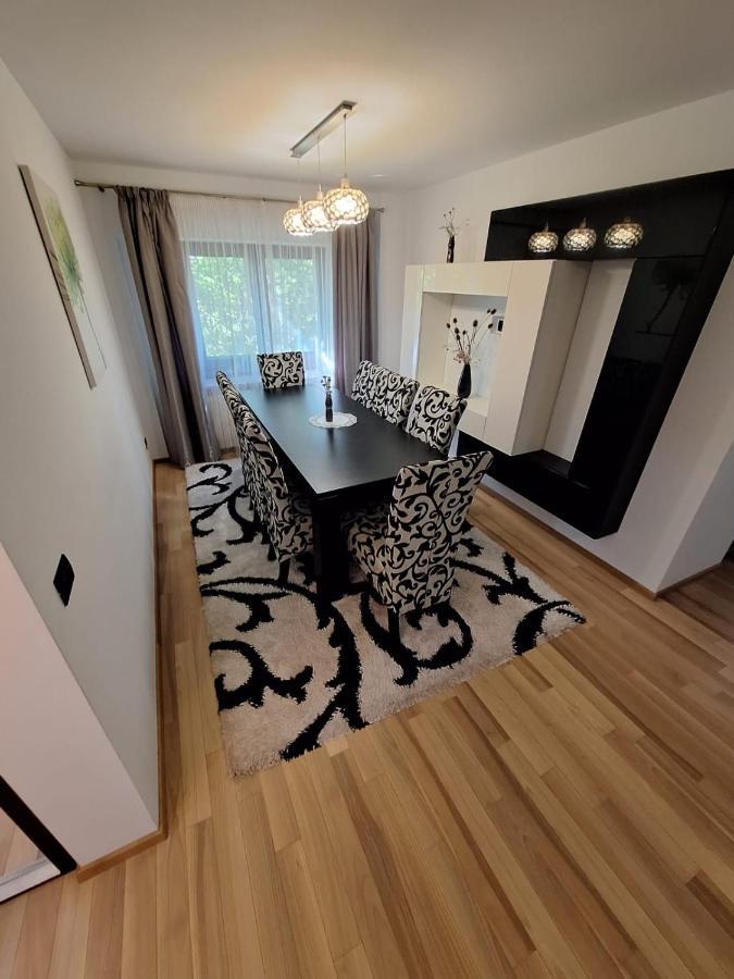 Urban George Enescu 4 Beedroom Apartment Suceava Ngoại thất bức ảnh