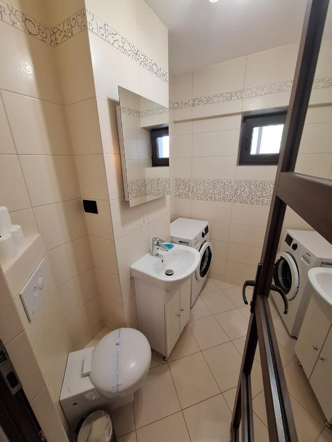 Urban George Enescu 4 Beedroom Apartment Suceava Ngoại thất bức ảnh